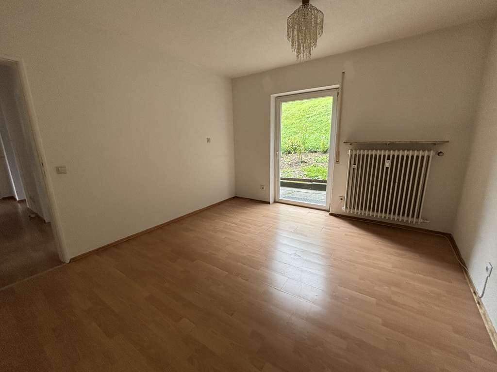 Immobilie in Blaubeuren - Modernisierte 3-Zi.-Wohnung mit Garage und eigenem Garten - Bild 4