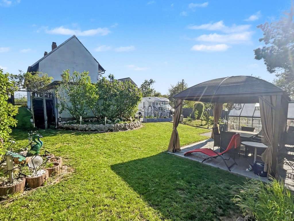 Immobilie in Eggolsheim - Ein Einfamilienhaus mit Einliegerwohnungen voller Möglichkeiten – Zuhause gestalten in Eggolsheim - Bild 2