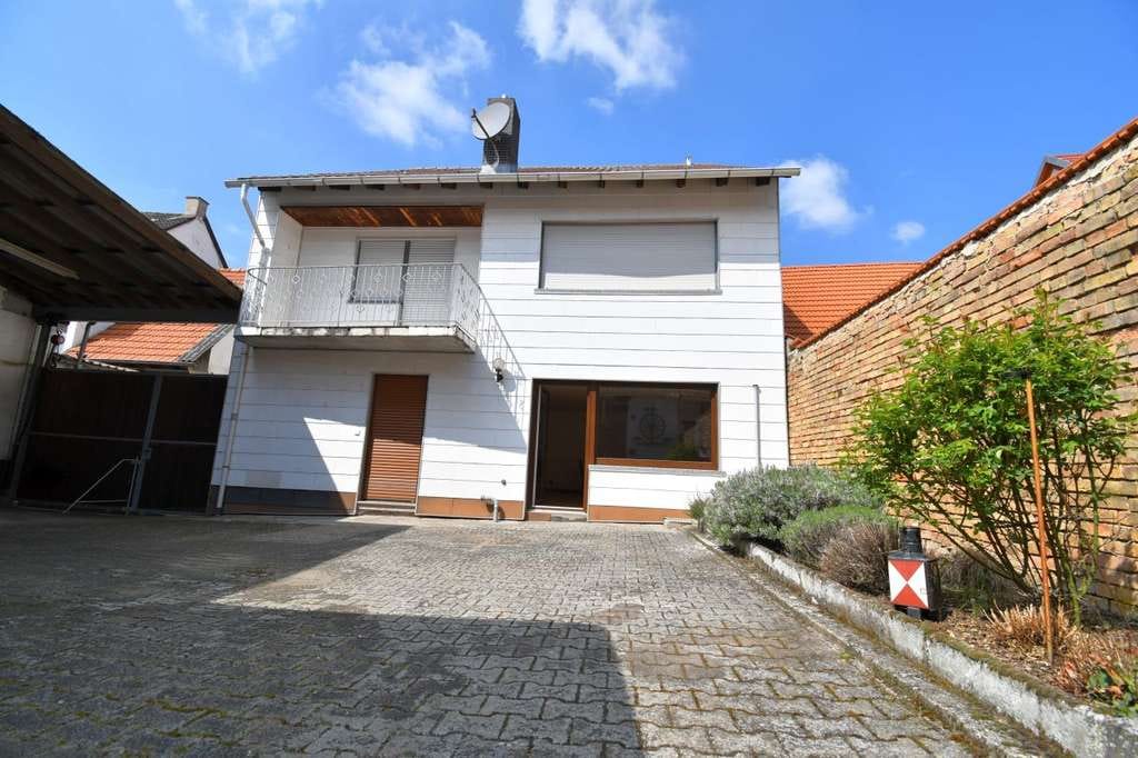 Immobilie in Wendelsheim - Großes Hofgut auf XXXL Grundstück mit vielen Nebengebäuden und sonnigem Garten - Bild 1