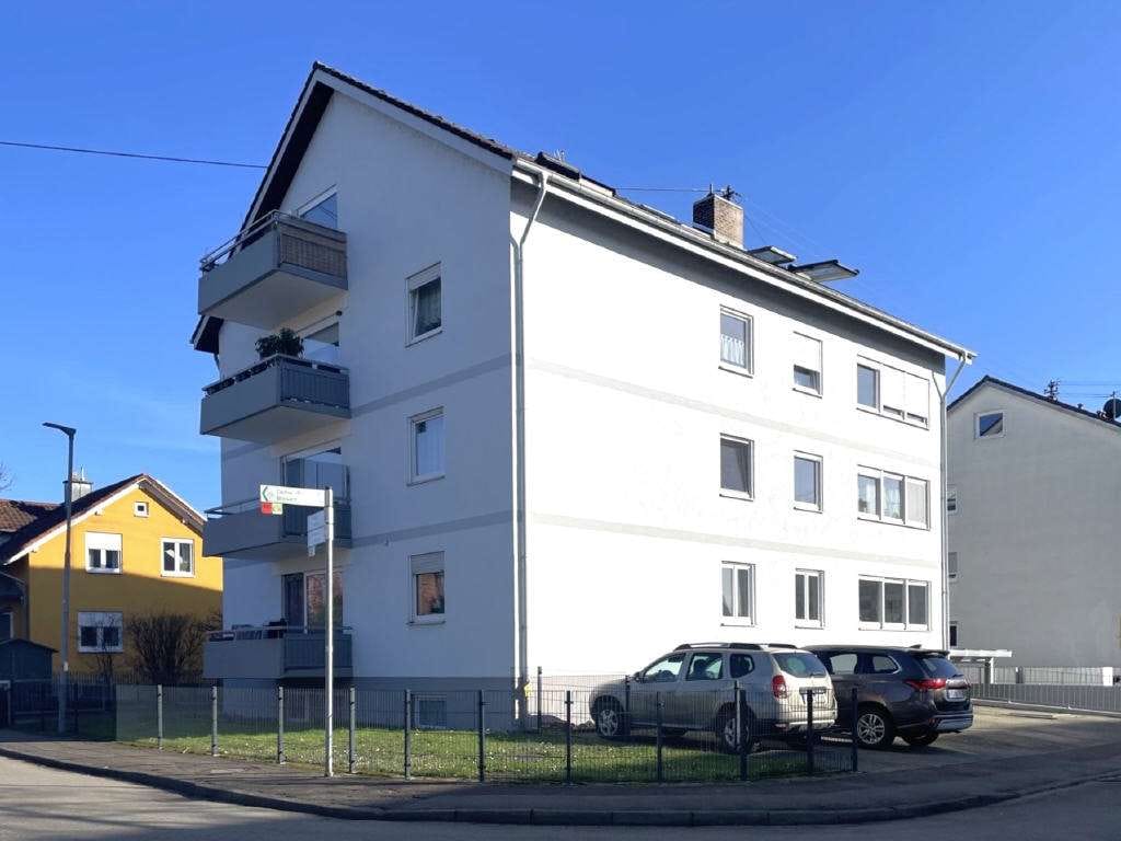 Immobilie in Ihringen - Großzügige 4-Zimmer-ETW (aufgeteilt auf 2 x 2-Zimmer-Balkon-Whg.) - Bild 2