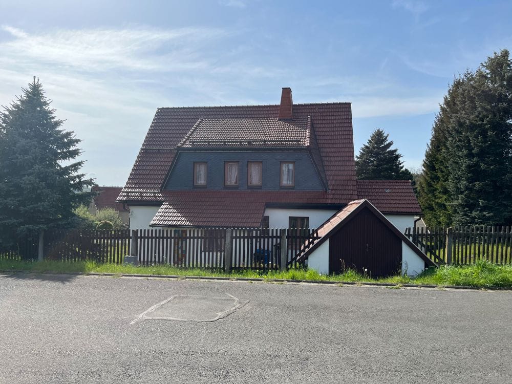 Immobilie in Schleusingen - Einfamilienhaus mit Jägerhütte & Baugrundstück in Schleusingen - Bild 4