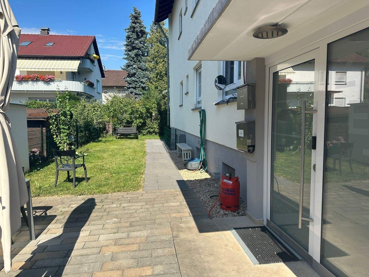 Immobilie in Gundelfingen - Bezugsfrei  4-Familien-Haus in begehrter Lage: Ruhig, naturnah und stadtnah - Bild 3
