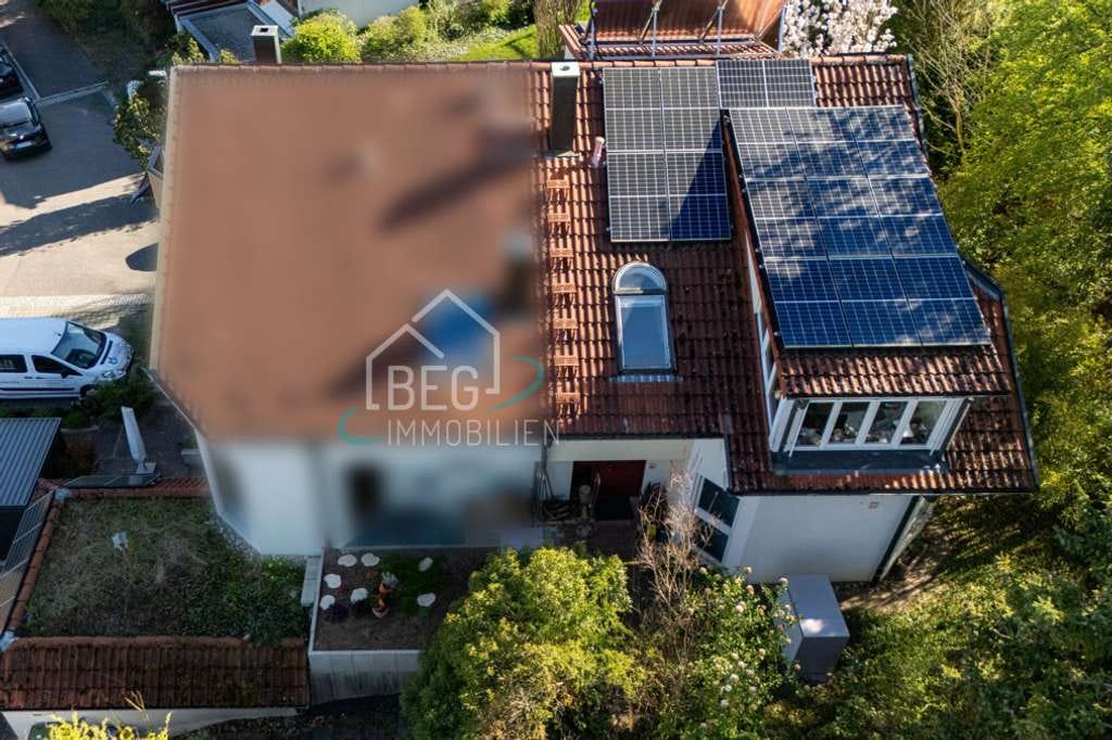 Immobilie in Grafenau - Familienfreundliche und energieeffiziente Doppelhaushälfte mit PV-Anlage und Garten - Bild 0