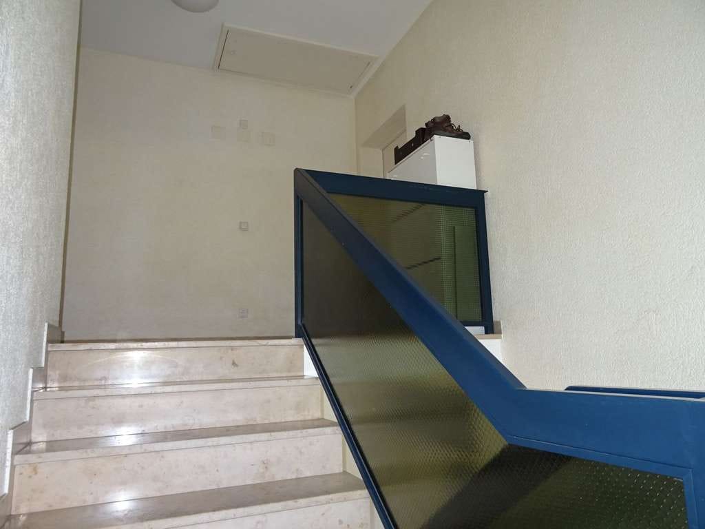 Immobilie in Schwalbach - 3-ZIMMERWOHNUNG MIT STELLPLATZ IN RUHIGER LAGE - Bild 2