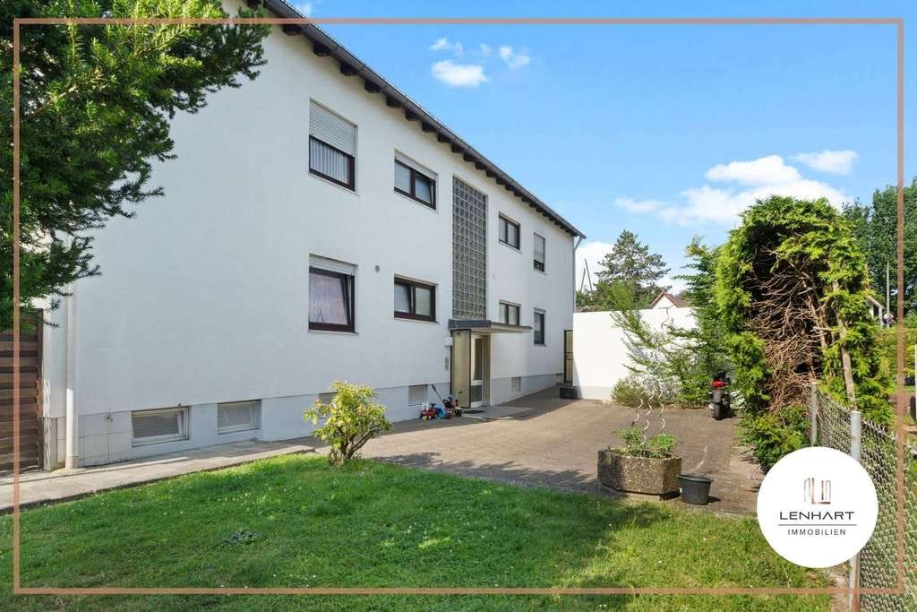 Immobilie in Neusäß - **Mehrfamilienhaus in Neusäß mit 6 Wohnungen*5 Garagen & 5 Außenstellplätze*Top Verkehrsanbindung** - Bild 1