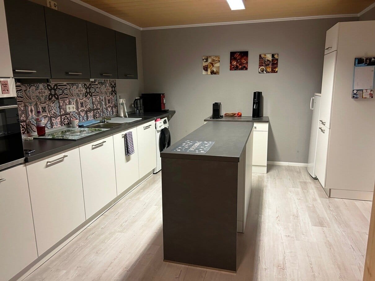 Immobilie in Bundorf - Viel Platz, viele Möglichkeiten – teilvermietet! - Bild 4