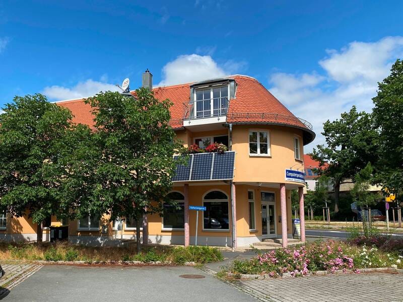 Immobilie in Großenhain - Mehrfamilienhaus mit 4 Wohnungen + 2 Gewerbeeinheiten - Bild 0