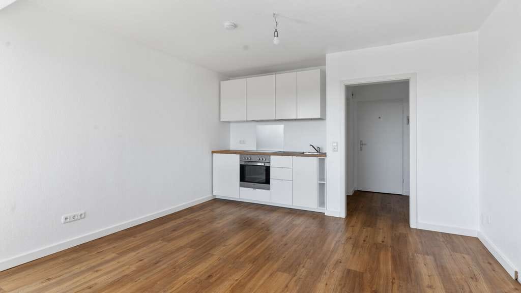 Immobilie in Malente - 1-Zimmer mit Wow-Blick: Balkon, neue Küche und viel Licht - Bild 3