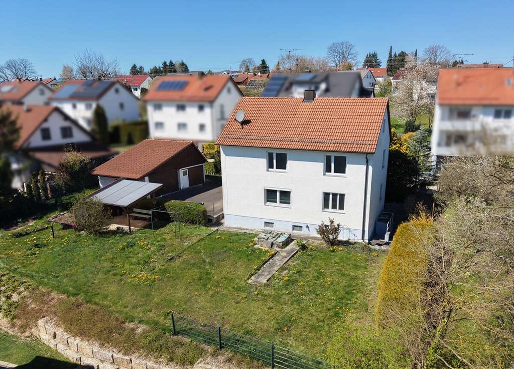 Immobilie in Mögglingen - Wohnhaus mit großem Grundstück in sonniger Ausrichtung! - Bild 0