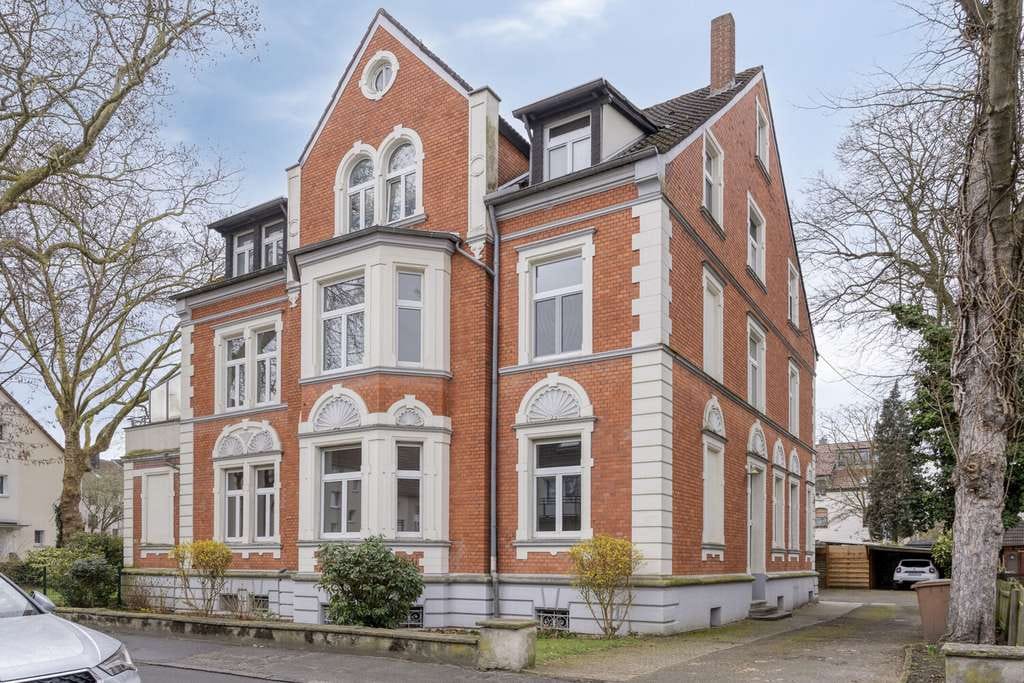 Immobilie in Dortmund - Viel Platz für Ihre Ideen - Renvovierungsbedürftige Erdgeschosswohnung in Gründerzeitvilla - Bild 2