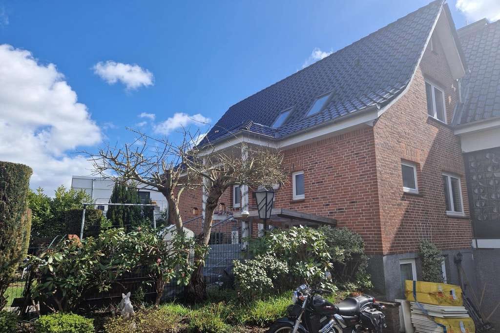 Immobilie in Lütjensee - Verbundenes Zweifamilienhaus  - Bild 1