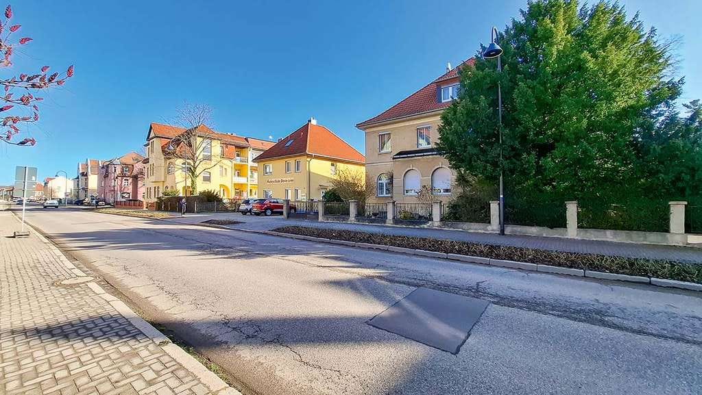 Immobilie in Naumburg (Saale) - Ehemaliges Schwestern-/Vikarshaus in attraktiver Zentrumsrandlage - Bild 4