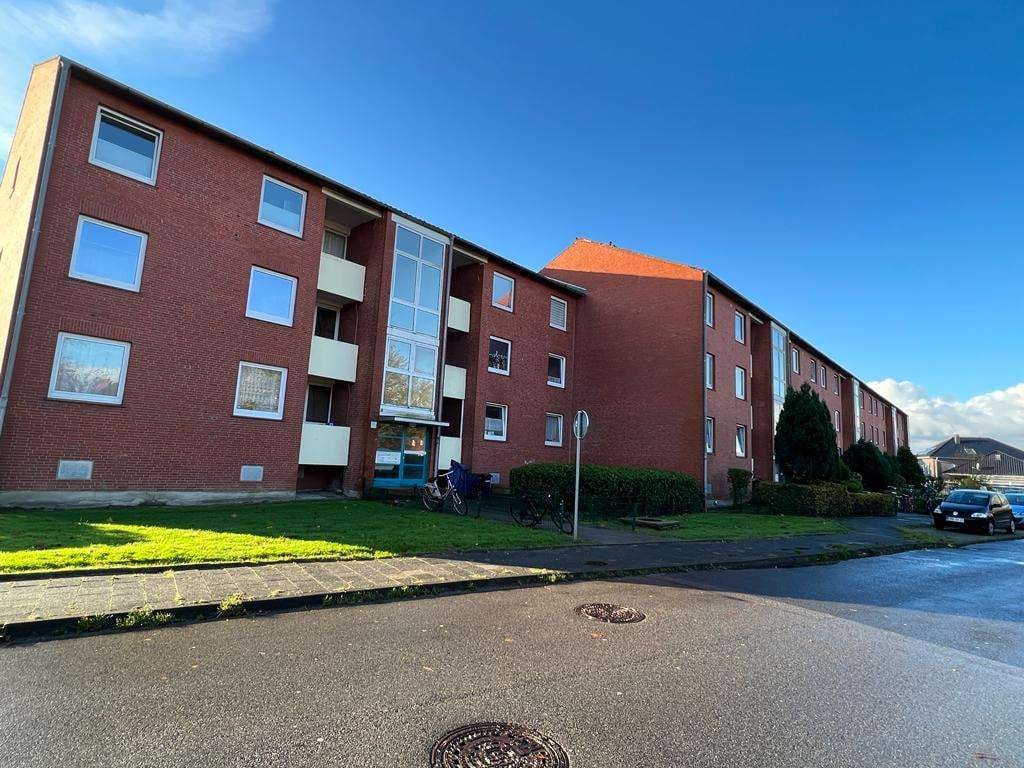 Immobilie in Emden - Vermietete 4 Zi.-ETW im 2. OG in Emden-Barenburg - Bild 0