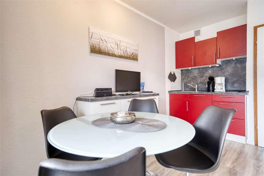 Immobilie in Großenbrode - Top-Lage am Südstrand! Sanierte Ostsee-Wohnung mit Balkon - Bild 3