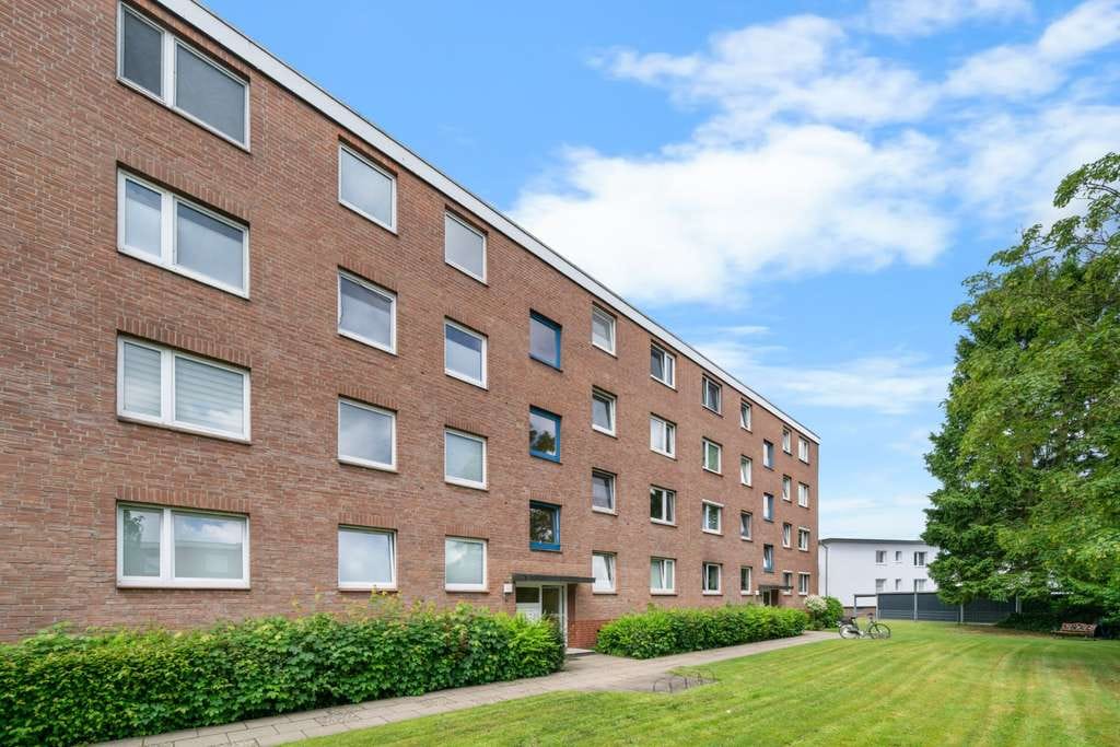 Immobilie in Bad Bramstedt - Vermietete Kapitalanlage mit Süd-West-Balkon und modernisierter Ausstattung - Bild 1