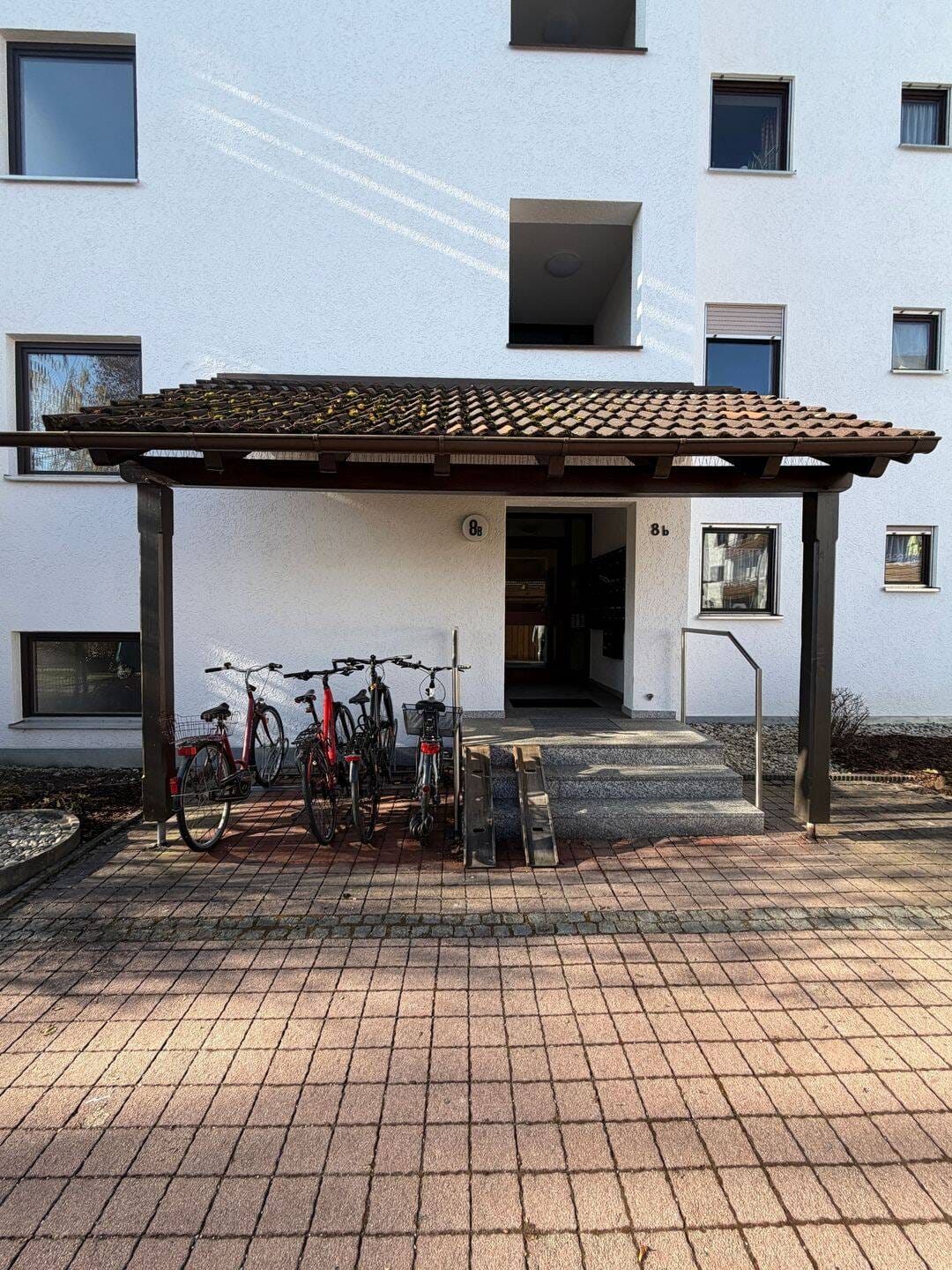 Immobilie in Landshut - CHARMANTE WOHNUNG MIT BALKON IN BEGEHRTER LAGE VON LANDSHUT - Bild 3