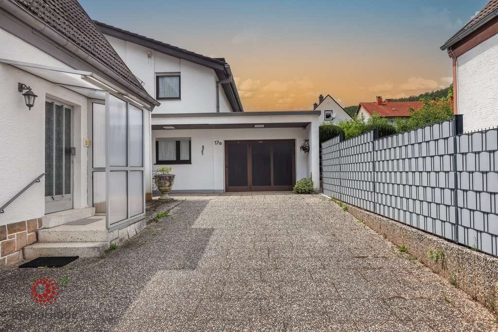 Immobilie in Rodalben - Repräsentatives Familienanwesen mit zusätzlichem Wohnhaus in ruhiger Lage - Bild 1