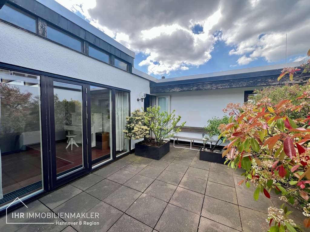 Immobilie in Hannover - Maisonette über den Dächern von Hannover – 206 m² mit Sauna, Atriumterrasse & Panoramablick - Bild 0