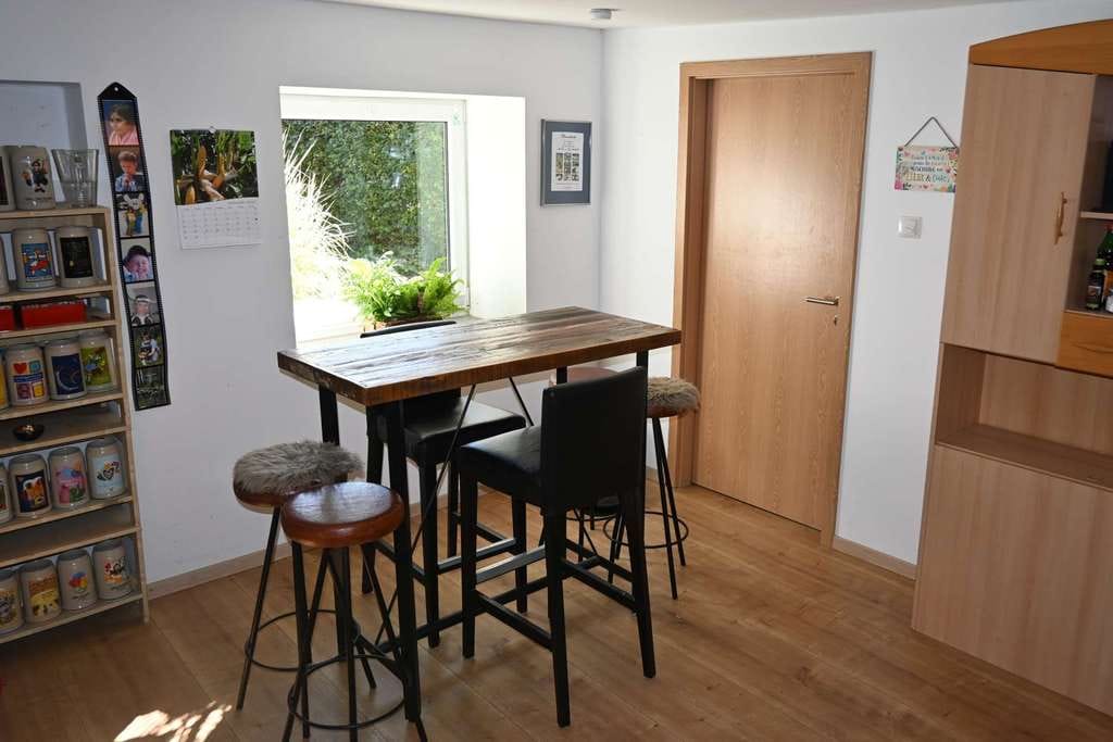 Immobilie in Aicha vorm Wald - "Eierlegende Wollmilchsau" in Aicha! Historisches Mehrfamilienhaus mit 3 Wohneinheiten! - Bild 2