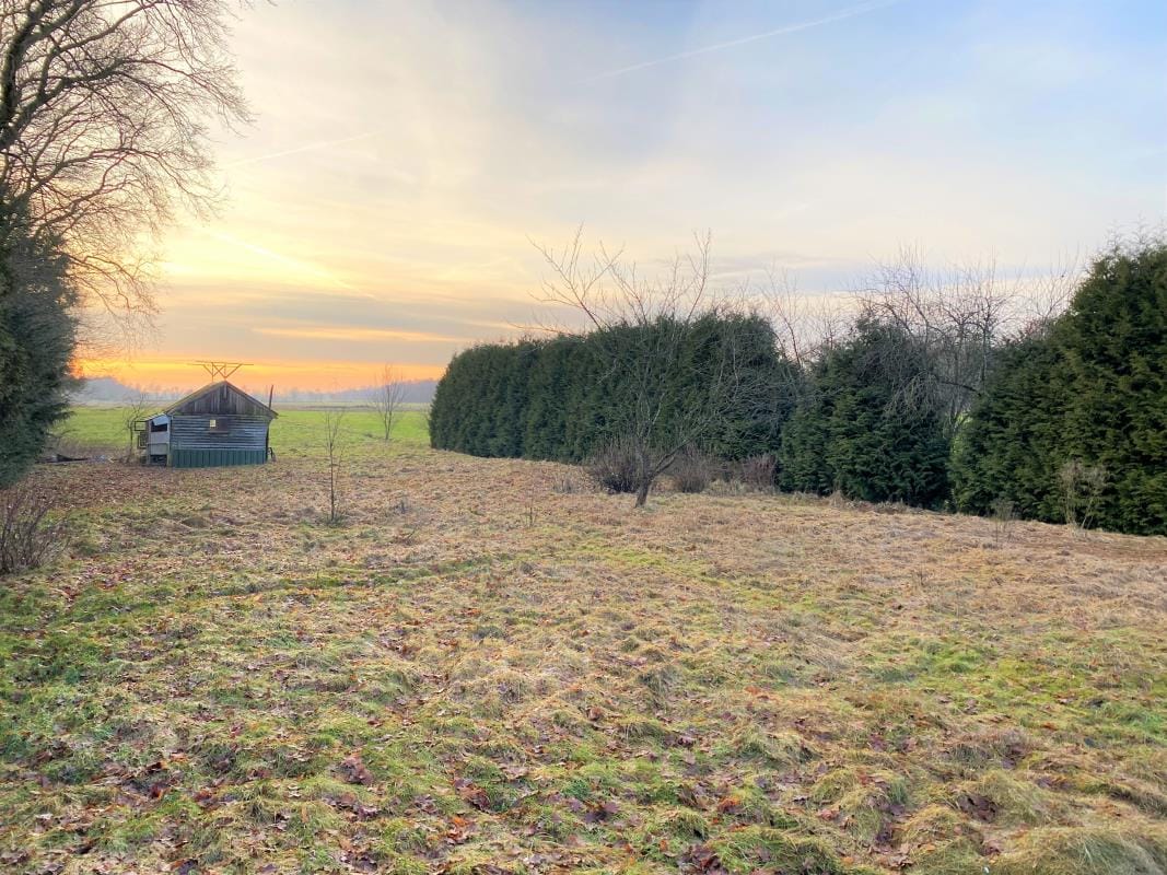 Immobilie in Papenburg - Einfamilienhaus mit großem Grundstück
in Kanallage von Papenburg-Obenende - Bild 2