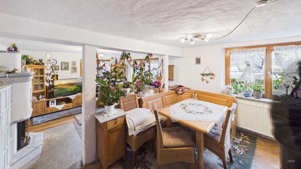 Immobilie in Berg - Bauernhaus mit großem Garten in schöner Höhenlage - nur für Kapitalanleger - Bild 2
