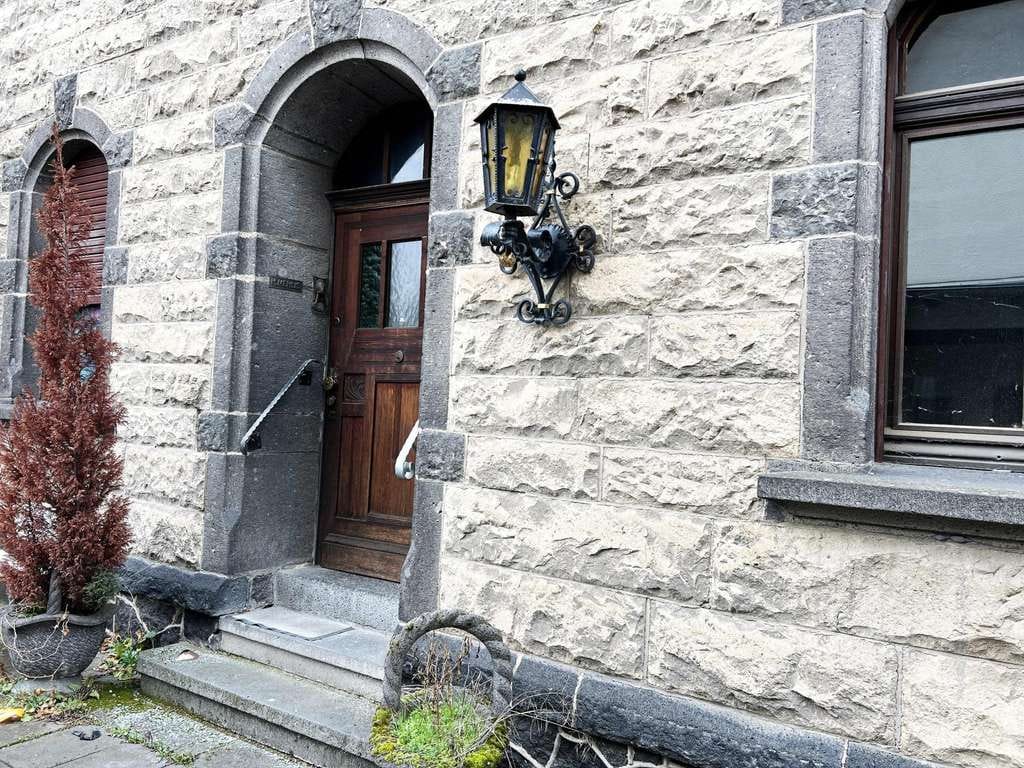 Immobilie in Plaidt - Stilvolles Wohnhaus mit historischem Charme und einer besonderen Ambiente! - Bild 2