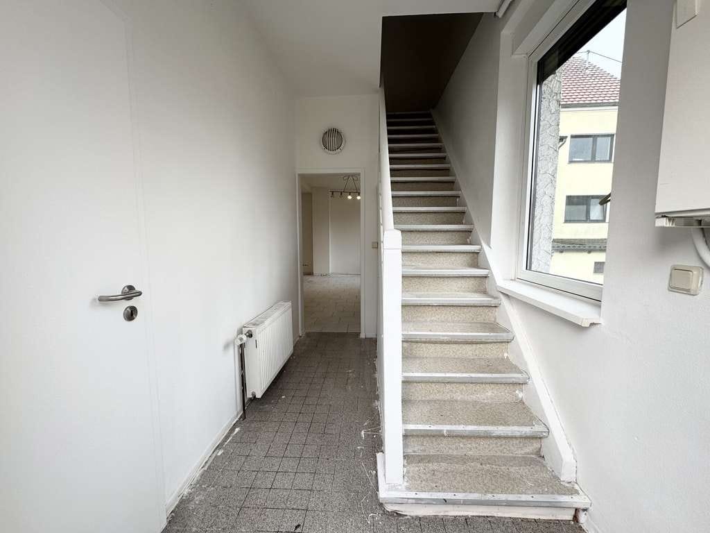 Immobilie in Schiffweiler - Kompaktes Einfamilienhaus mit Potenzial in ruhiger Lage von Schiffweiler - Bild 3
