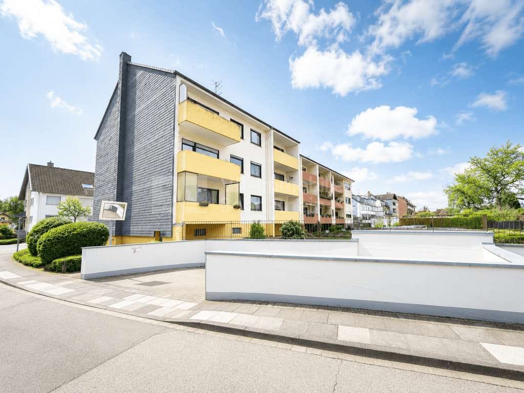 Immobilie in Siegburg - Mehrfamilienhaus mit 6 Einheiten in Top-Lage – Gepflegt, wertstabil, attraktiv! - Bild 1