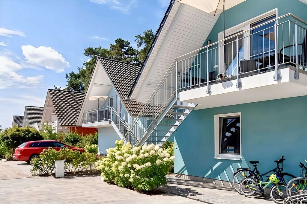 Immobilie in Bollewick - HORN IMMOBILIEN ++ tolles Ferienhaus in Röbel an der Müritz mit zwei Ferienwohnungen - Bild 1