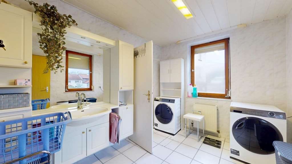 Immobilie in Münster-Sarmsheim - Gepflegtes Einfamilienhaus mit Hof, Terrasse und Garage zum Kauf in Münster-Sarmsheim - Bild 4