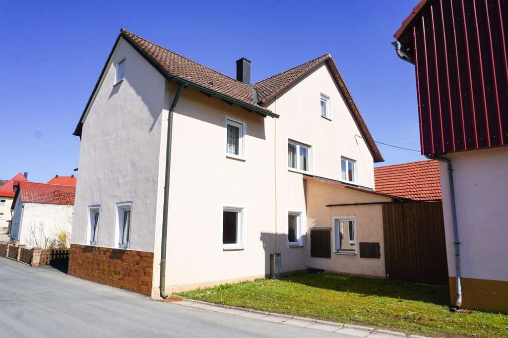 Immobilie in Aufseß - Meine kleine Farm - Wohnhaus mit Schreinerei, Scheunen, Stall, Freifläche in Aufseß OT - Bild 2