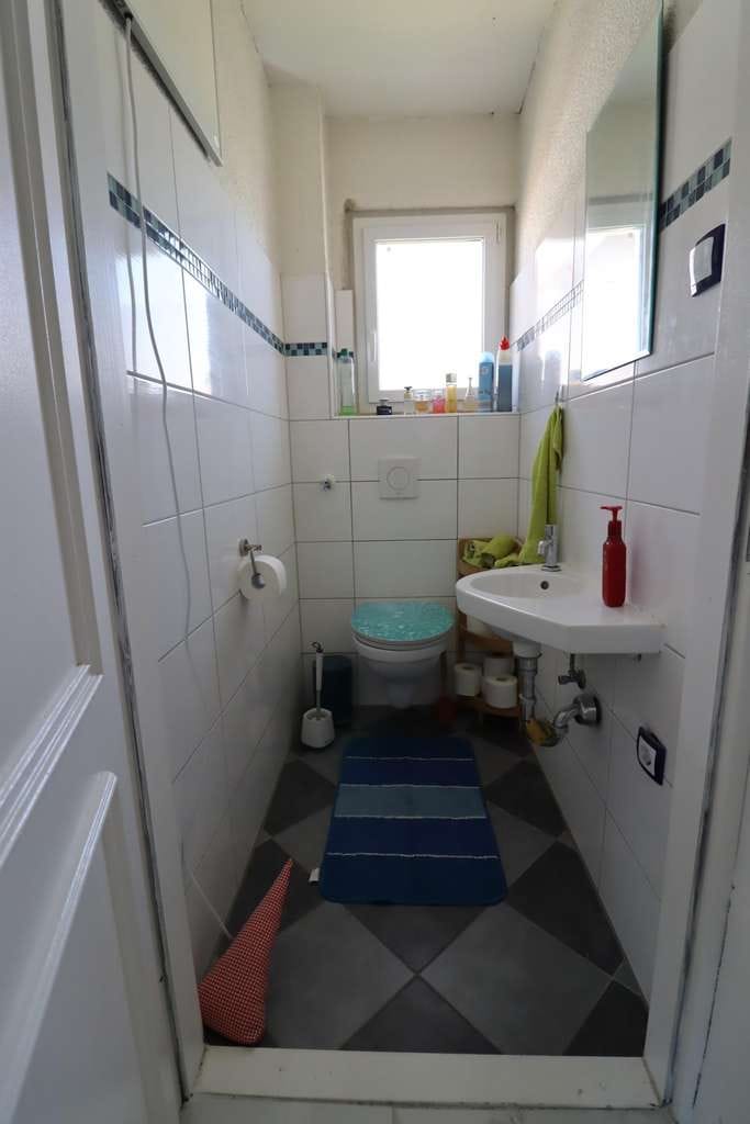 Immobilie in Nauheim - ***Raumwunder: Charmantes Zweifamilienhaus mit zusätzlicher Einliegerwohnung*** - Bild 4