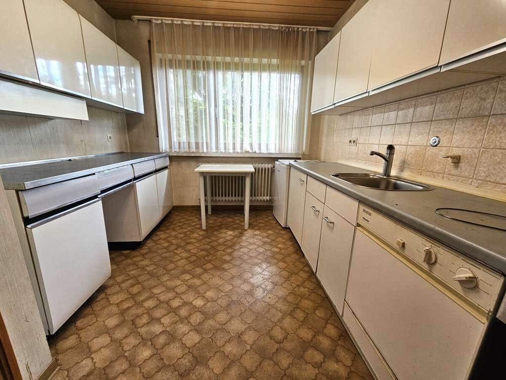Immobilie in Wetter - Großzügiges Einfamilienhaus mit 8 Zimmern und Traumgrundstück in Wetter - Bild 4