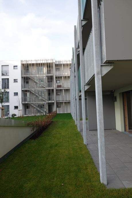 Immobilie in Bad Windsheim - Altersgerechte 2-Zimmer-Wohnung mit Gartenanteil und Tiefgaragenstellplatz - Bild 1
