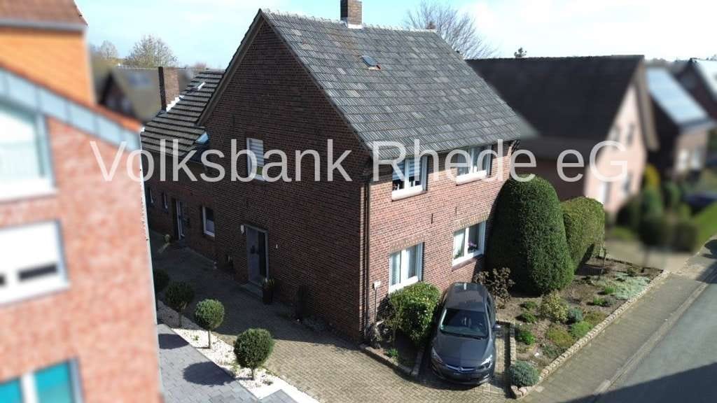 Immobilie in Rhede - Attraktives Zweiparteienhaus mit schönem Garten, Teich, Balkon in ruhiger Lage von Rhede - Bild 3