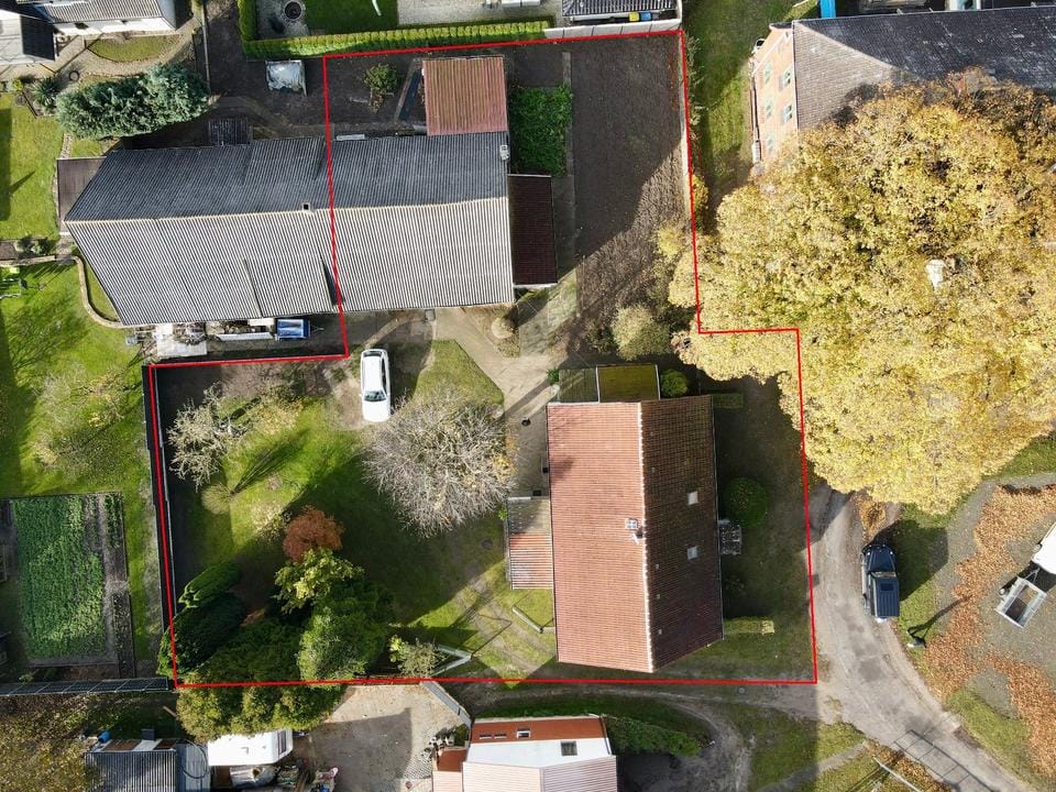 Immobilie in Blankensee - Einfamilienhaus in Seenähe – sanierungsbedürftiges Anwesen mit großem Potenzial - Bild 0