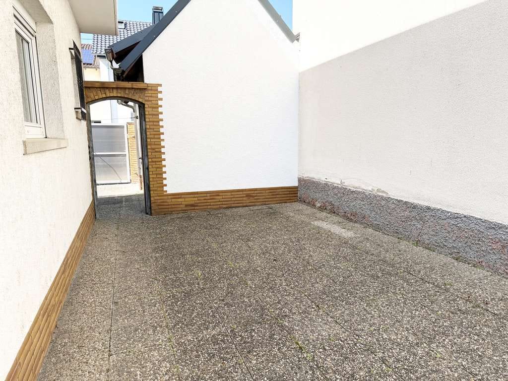 Immobilie in Maxdorf - Einfamilienhaus mit Garage, Hof und Garten in Maxdorf - Bild 2