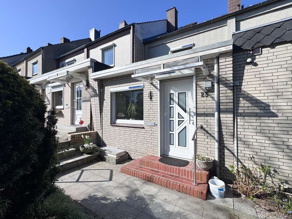 Immobilie in Bad Schwartau - Gepflegtes Reihenhaus mit Garten in ruhiger, gefragter Lage + Garagenoptionen - Bild 4