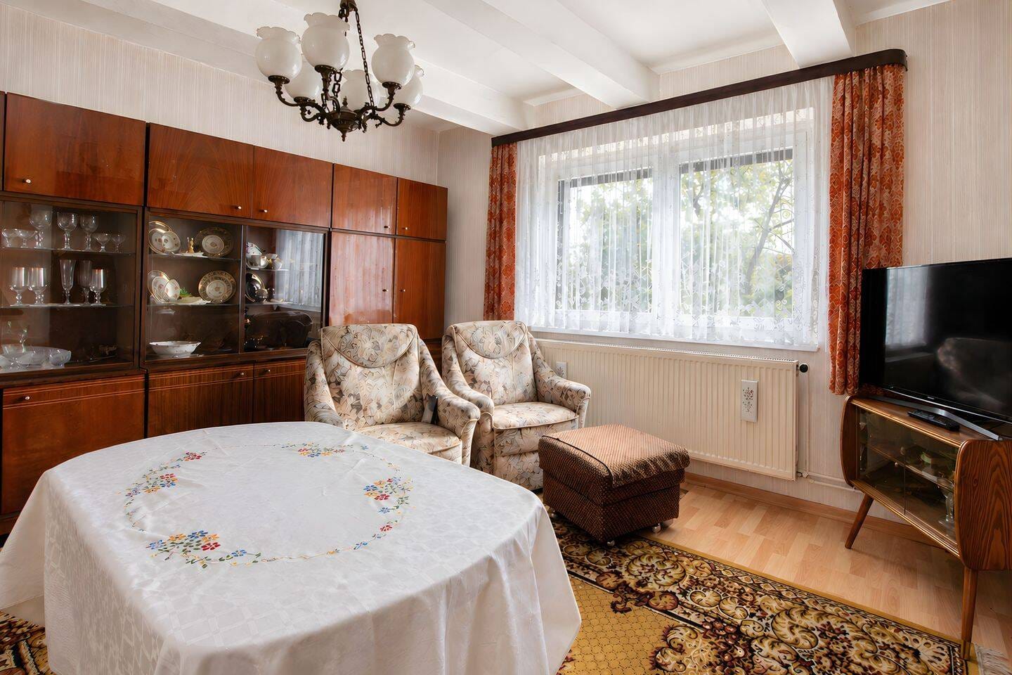Immobilie in Oschersleben - Idyllisches Einfamilienhaus mit Hof, Garten und Gestaltungspotenzial in Hornhausen - Bild 4