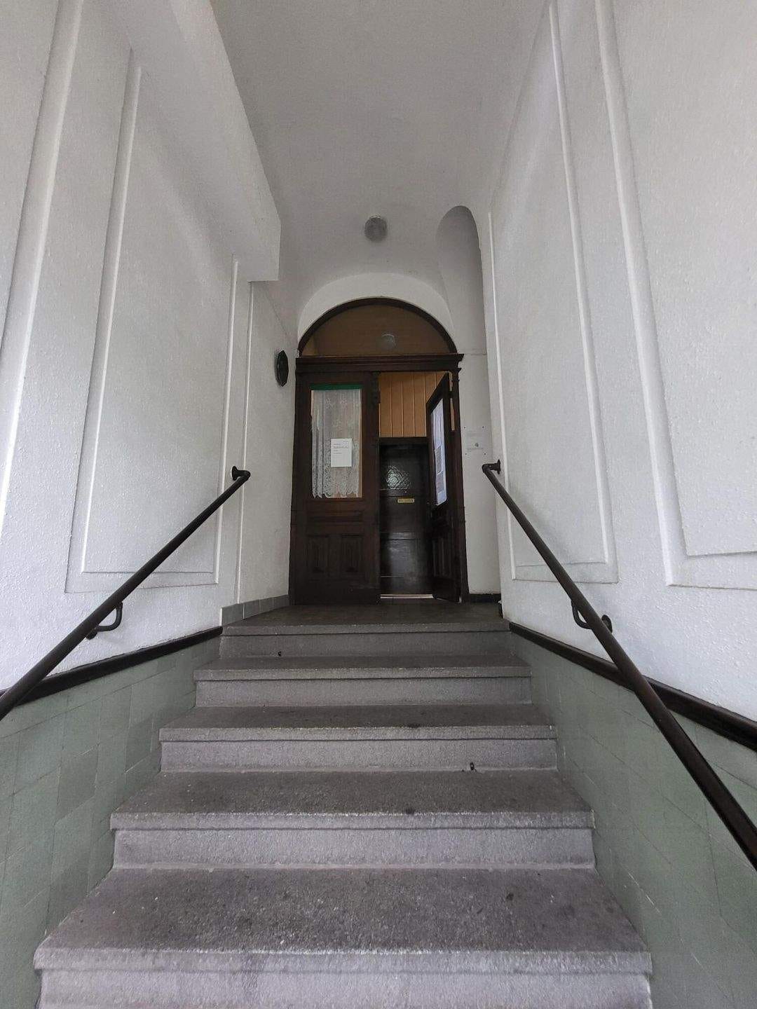 Immobilie in Halle (Saale) - Top-Rendite! Villa mit 4 Wohneinheiten in Bahnhofsnähe - Bild 1