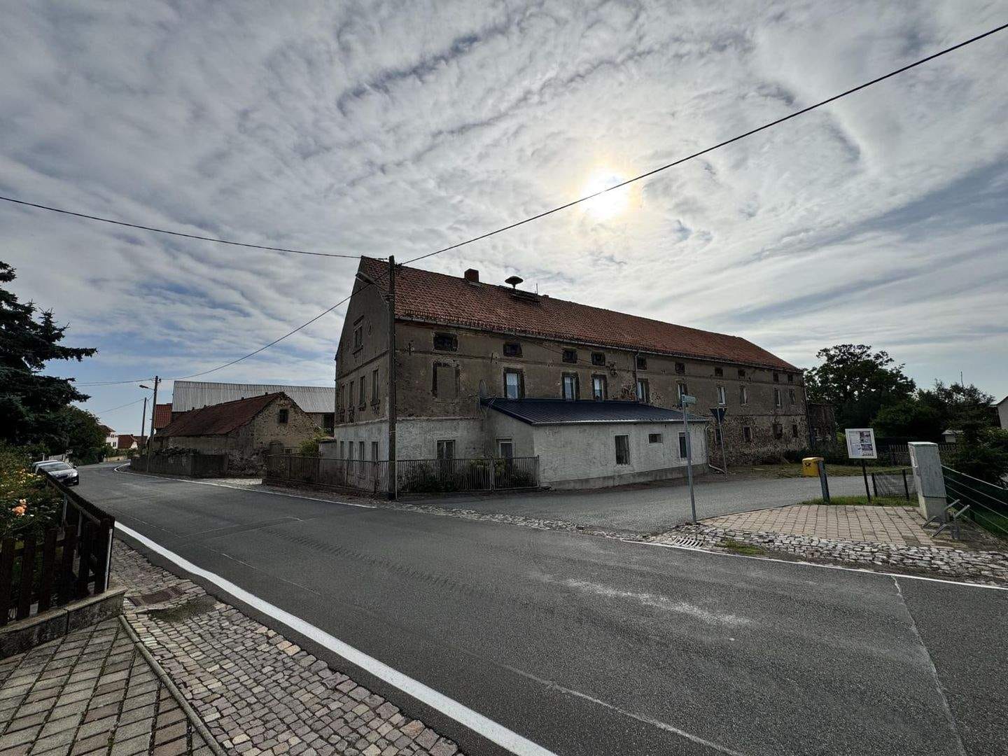 Immobilie in Liebschützberg - Vierseitenhof mit Potenzial in der Gemeinde Liebschützberg zu verkaufen - Bild 1
