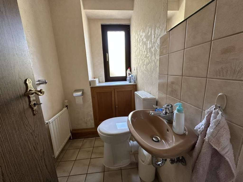 Immobilie in Wehrheim - Charmantes Einfamilienhaus im alten Ortskern von Pfaffenwiesbach - Bild 4