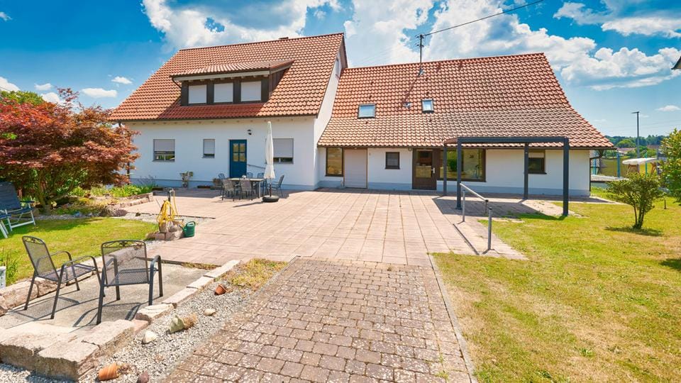 Immobilie in Wüstenrot - Ein Projekt, zwei Haushälften: 
Ihr Raum für Visionen 
und Lebensqualität - Bild 0