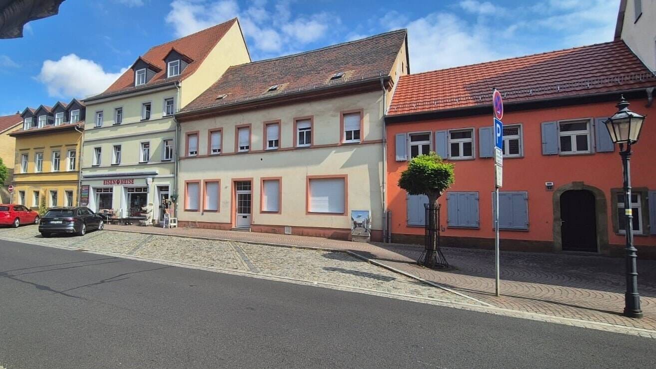 Immobilie in Pegau - Stadthaus mit Charme und Zukunft - ideal für Bauherren mit Visionen - Bild 1
