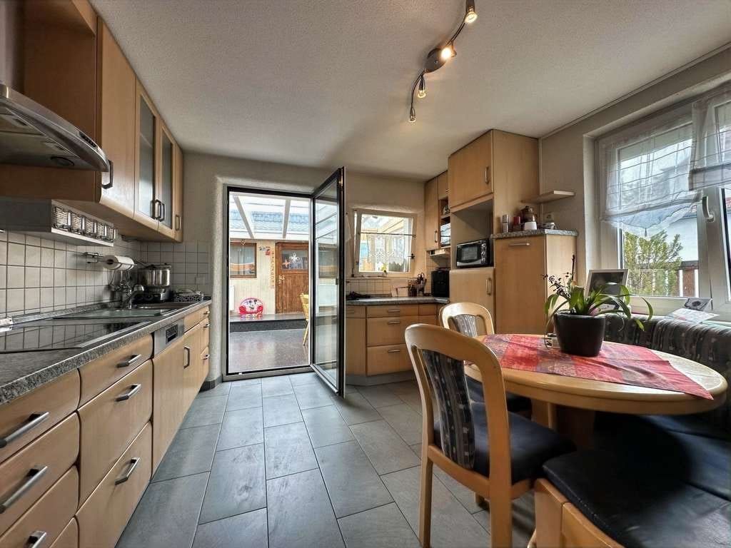 Immobilie in Villingen-Schwenningen - Stilvolles Mehrfamilienhaus mit Vermietungspotenzial - Bild 2