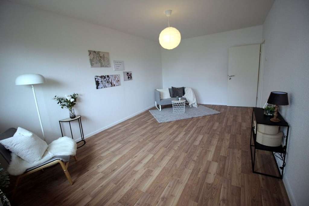 Immobilie in Gevelsberg - **Superschöne lichtdurchflutete ETW 80qm in Gevelsberg, 4 Zimmer mit Balkon Barrierefrei** - Bild 2