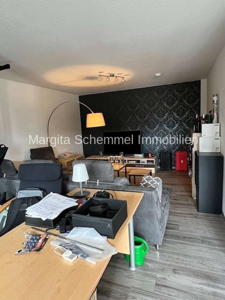 Immobilie in Feucht - Großzügige Wohnung für 2 Personen oder Homeoffice - Bild 1