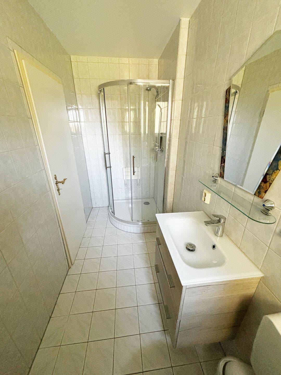 Immobilie in Werben (Elbe) - Renovierte Doppelhaushälfte mit zwei Garagen und vermietbarem Ferienhaus - Bild 3