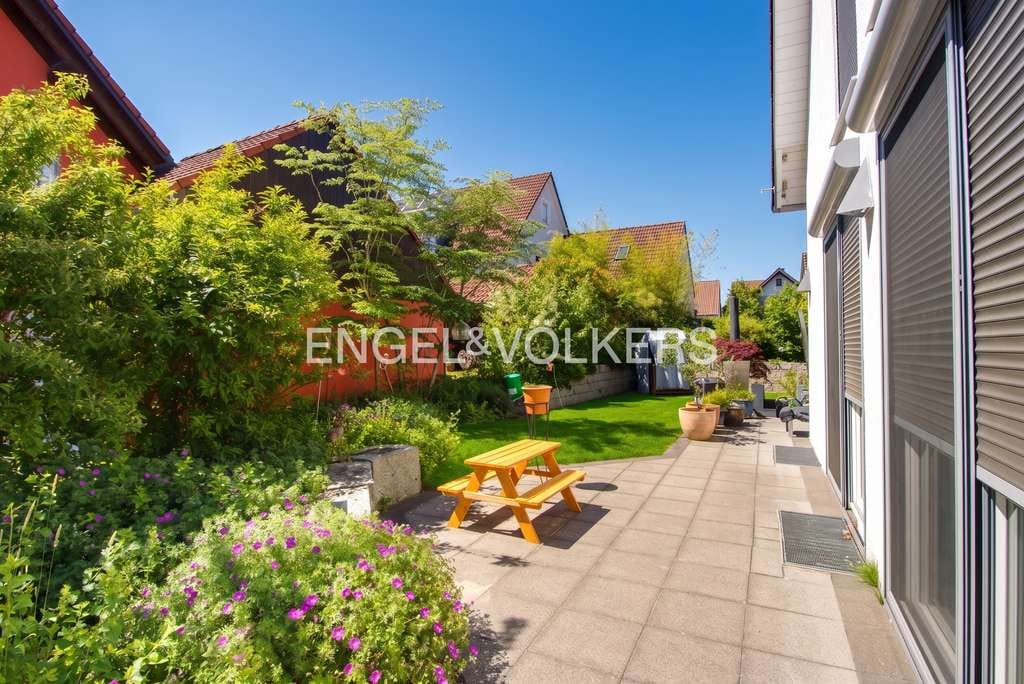Immobilie in Langquaid - Modernes Einfamilienhaus mit hochwertiger Ausstattung - Bild 3