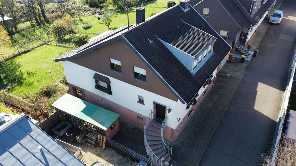 Immobilie in Quierschied - Einfamilienhaus mit 180 m² Wohnfläche in Quierschied - Bild 0